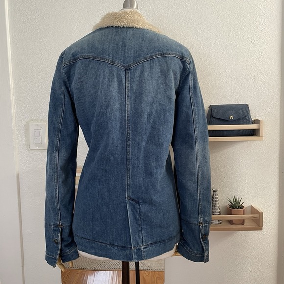 Earl Jean Denim‎ Women's Jacket Size Large Fits Like A Med - Picture 2 of 14